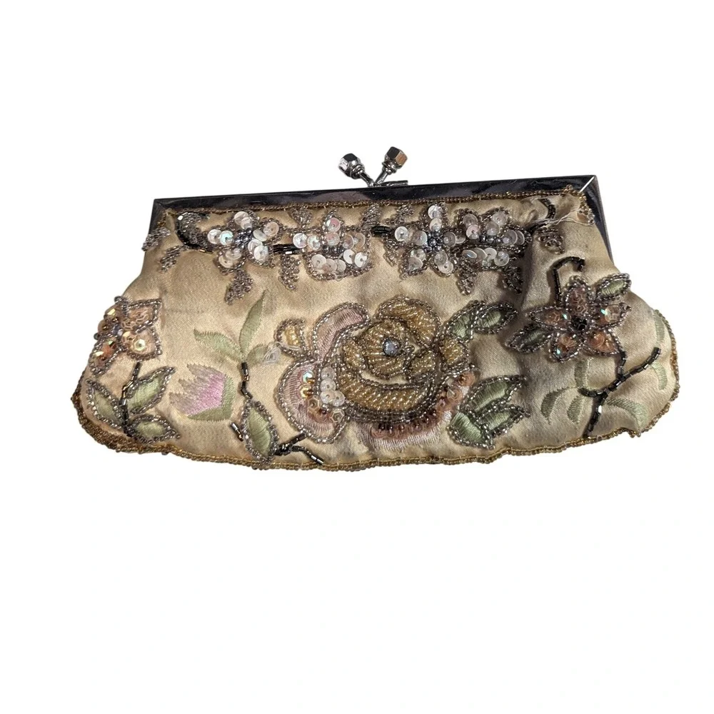 M.S.‎ Collections Beaded Floral Evening Clutch Purse Gold Tone Kiss Lock Frame - Picture 4 of 15